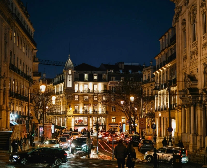 Nightlife & Entertainment