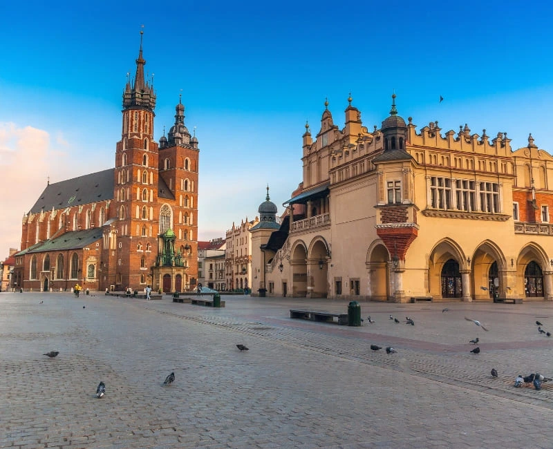 Historic Gems of Kraków & Warsaw