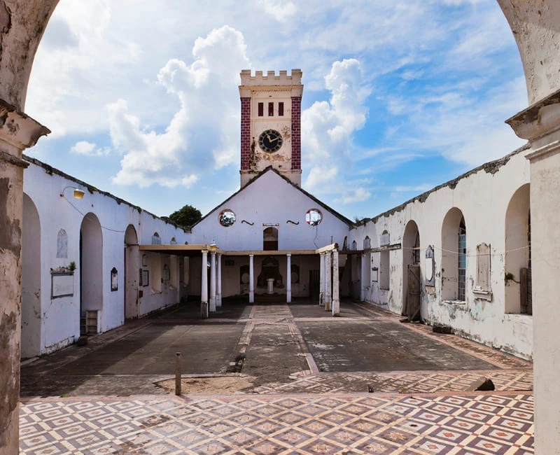 St. George’s & Historic Sites