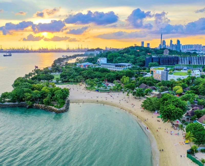 Sentosa & Island Escapes