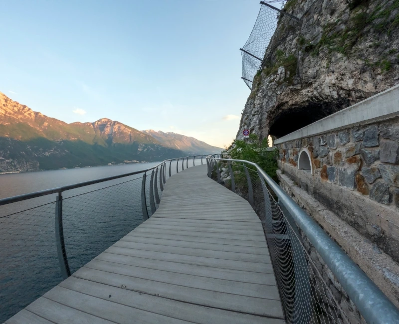 Cycling Routes and Scenic Drives