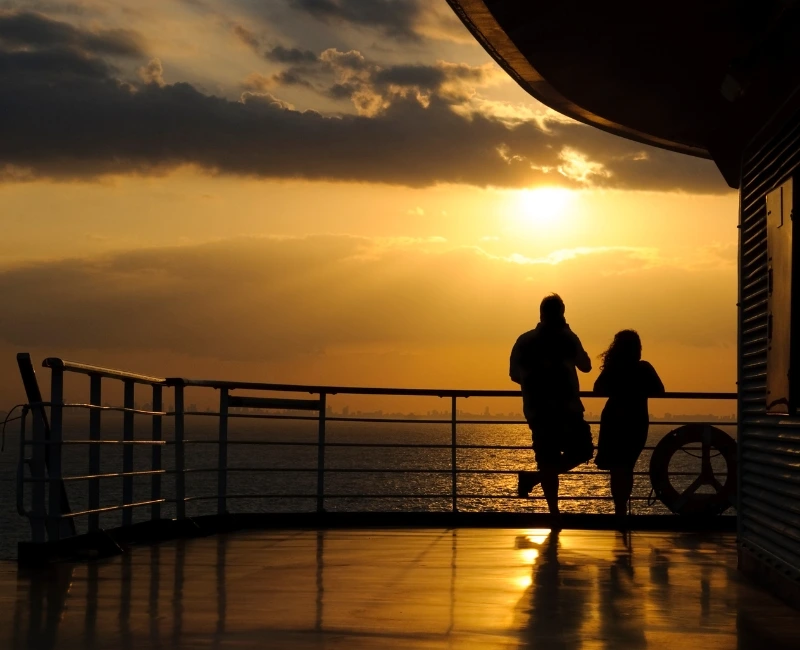 Sunset Cruises & Romantic Escapes