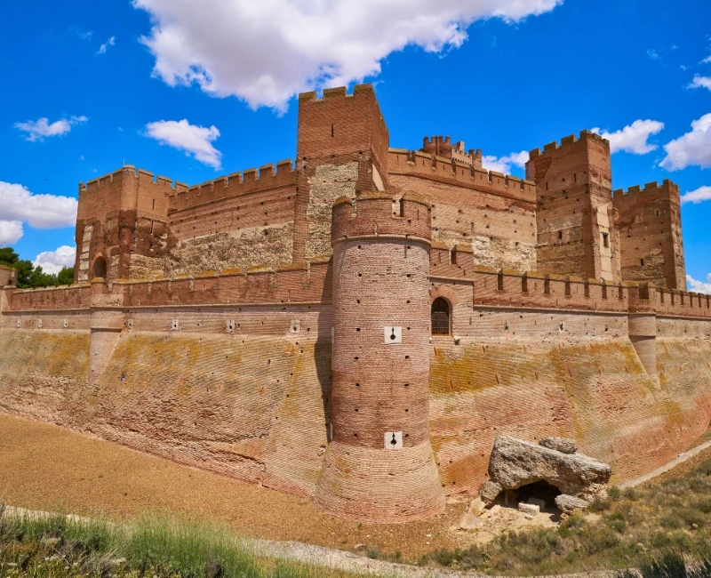 Medieval Towns & Natural Landscapes: Medina del Campo & Beyond