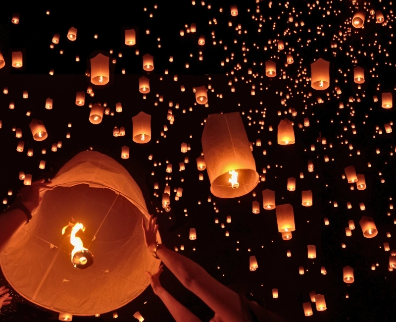 Festivals, Markets & Local Traditions