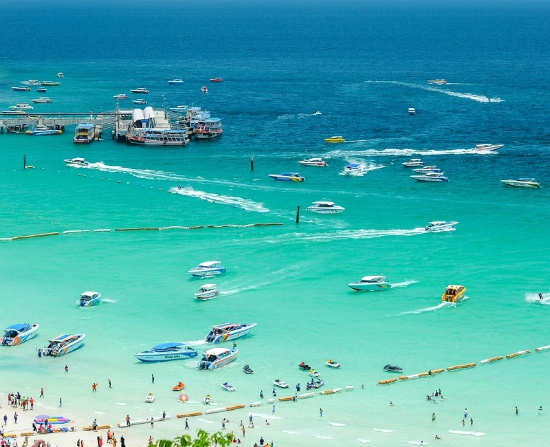 Pattaya Beach Exploration