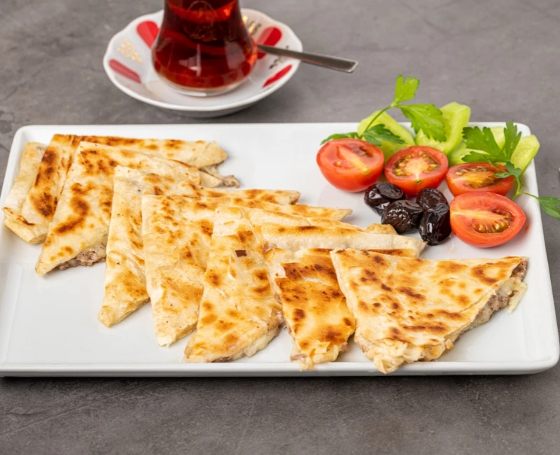 Culinary Trails & Local Flavours