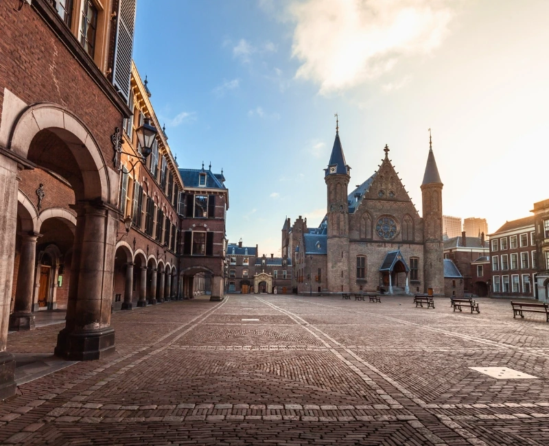 Nearby Cities: Amsterdam, The Hague and Beyond