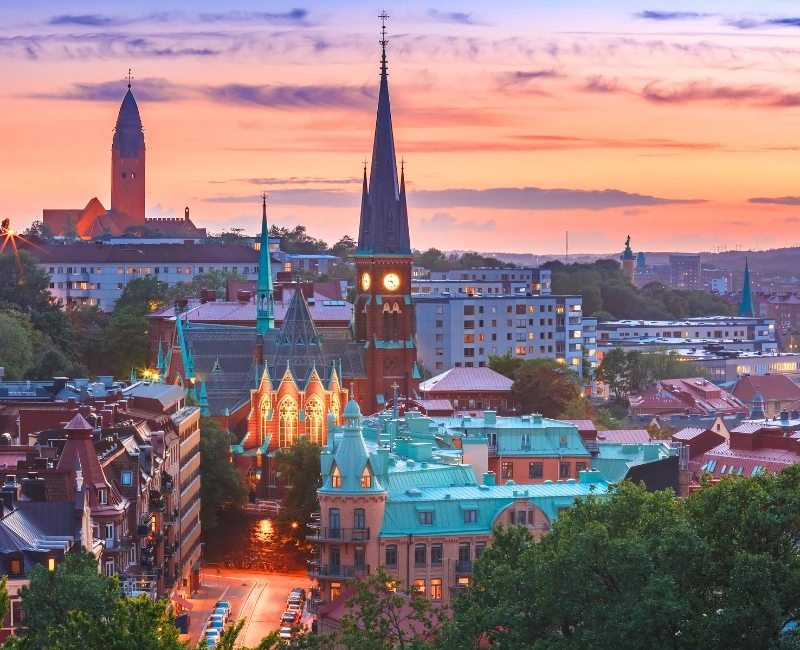 Nightlife & Entertainment