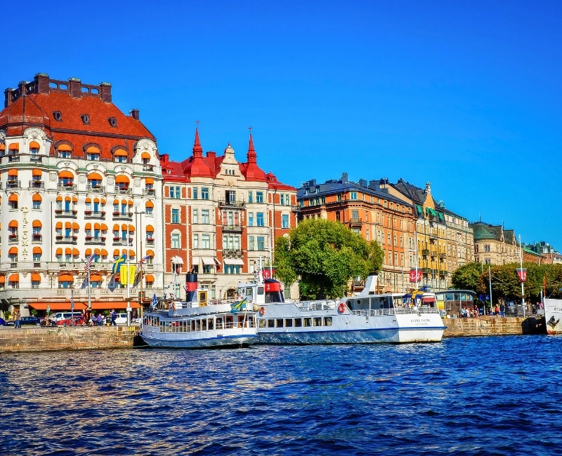 Discovering Scandinavian Design & Shopping