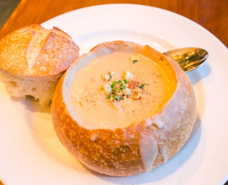 Culinary Hotspots & Beverage Experiences