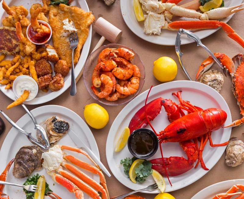 Seafood Feasts & Beachside Dining