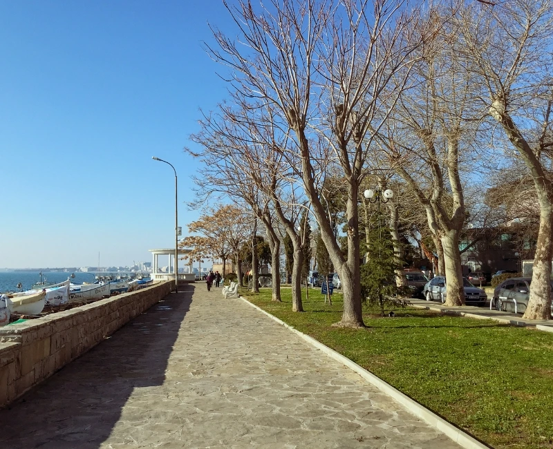 Nearby Seaside Escapes: Sunny Beach & Pomorie