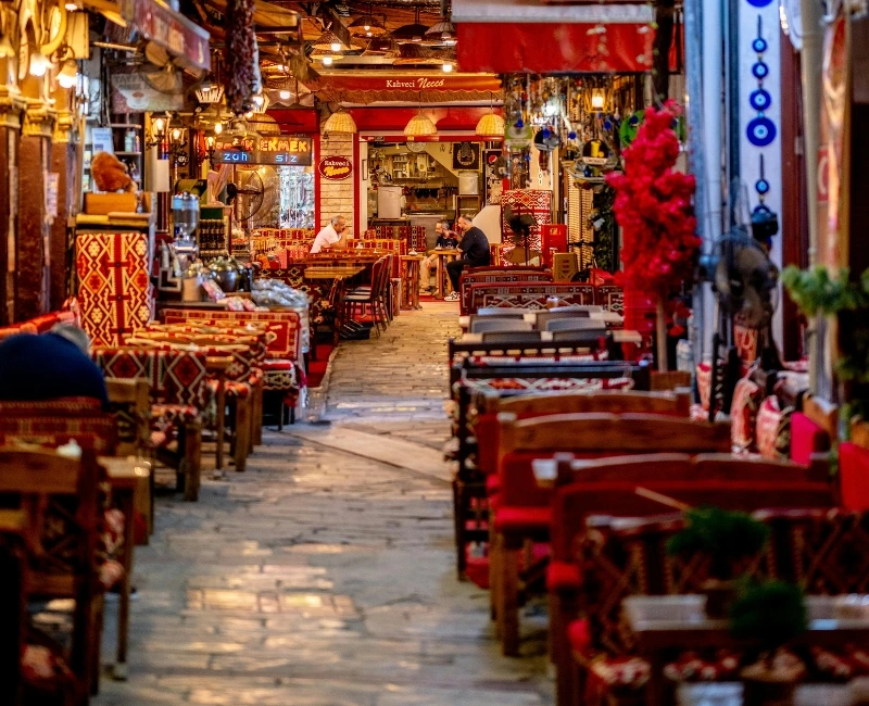 Shopping & Local Crafts