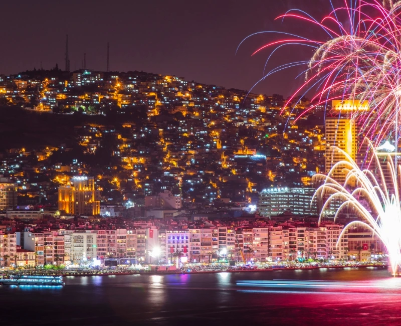 Nightlife & Entertainment