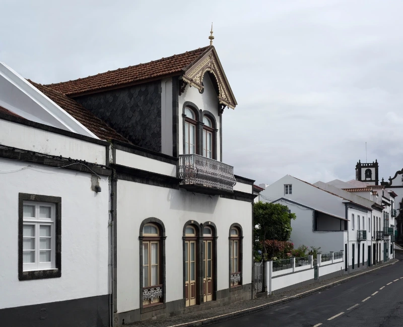 Discovering Historic Vila Franca do Campo and Island Towns