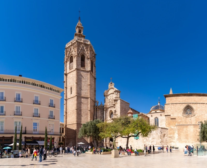 Historic Valencia Exploration